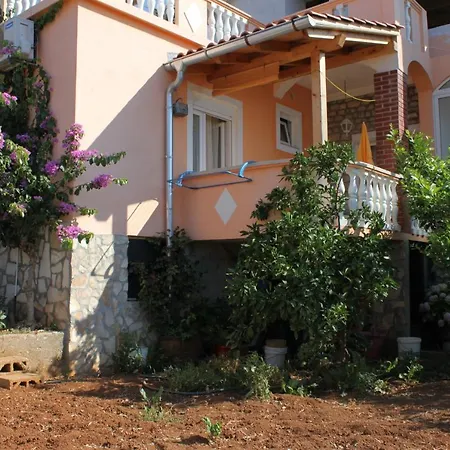 With Parking Space Sali, Dugi Otok - 8153 살리