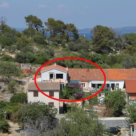 With A Parking Space Sali, Dugi Otok - 8153 Apartment Sali