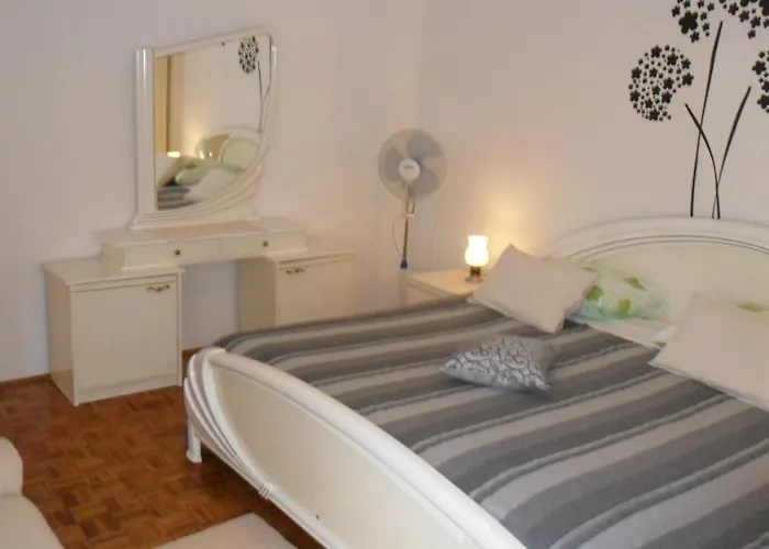 With Parking Space Sali, Dugi Otok - 8153 *