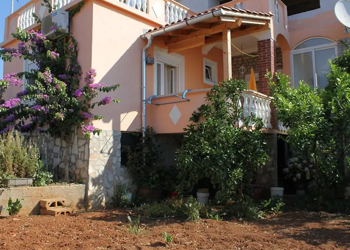 With Parking Space Sali, Dugi Otok - 8153 살리